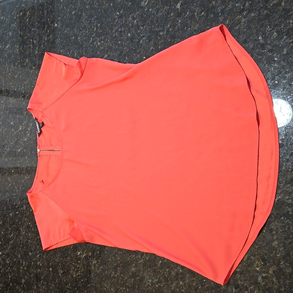 Women zipper back top